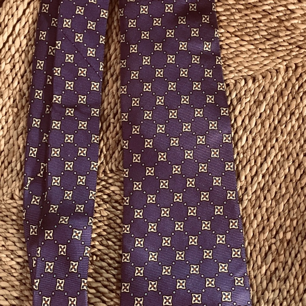 Joseph A Banks tie